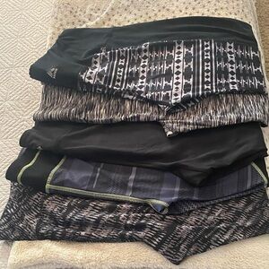 Assorted Black and Gray Patterned Women's ankle length workout apparel